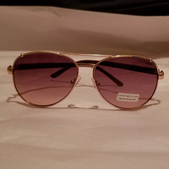 Tommy Hilfiger Accessories - NWT Tommy Hilfiger Sunglasses